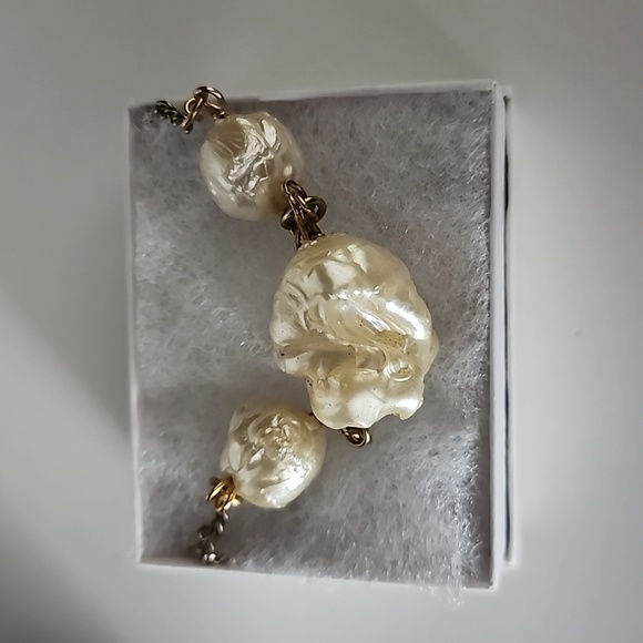 Handmade beaded necklace - Picture 3 of 3